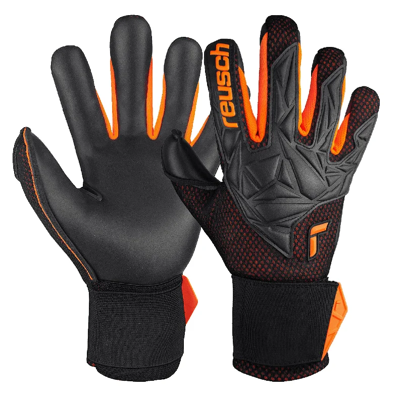 Reusch Men's Attrakt Infinity Airvent Goalkeeper Gloves Orange/Black